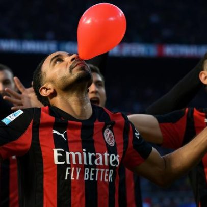 Milan volta às vitórias e lidera, à espera do Inter