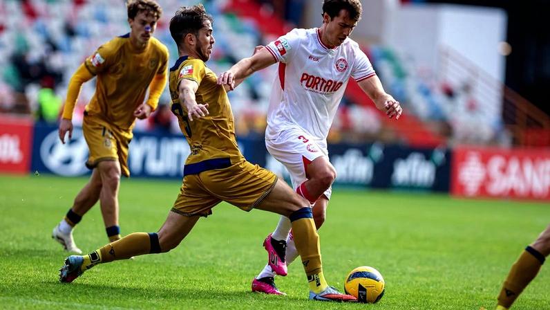Rivas furou a bicicleta de Muñoz