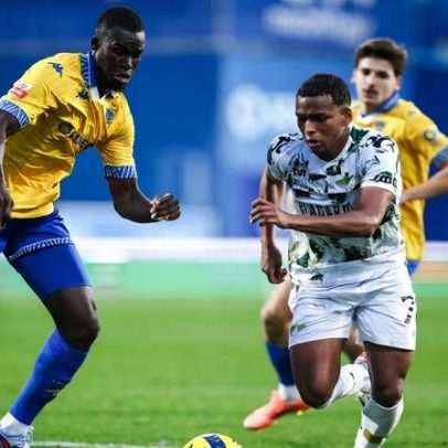 Crónica elogia o ambiente entre os adeptos no estádio