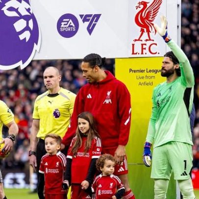 Filhos de Diogo Jota entram em campo no Anfield