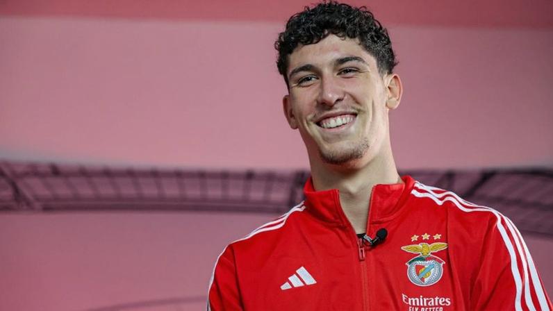 Pérola do Benfica brilha no cante alentejano