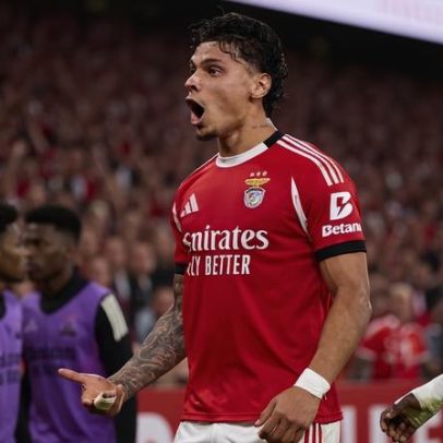 Ríos facilitou golo de Sudakov em jogo do Benfica