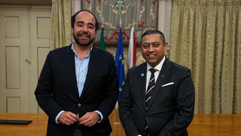 Sheik Aliur Rahman em Santarém para discutir oportunidades de investimento