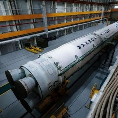 Rússia envia três satélites iranianos ao espaço