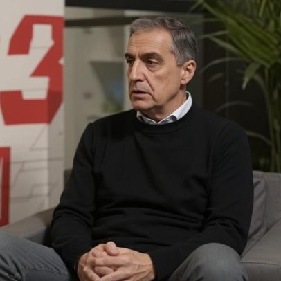 Ao deixar o Benfica, recebeu convites da Liga Portuguesa