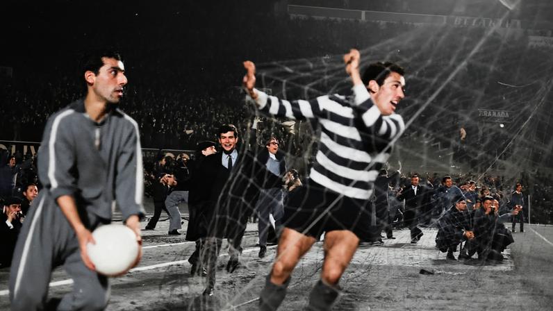 Ernesto Figueiredo celebra um golo no Estádio da Luz (Foto A BOLA)