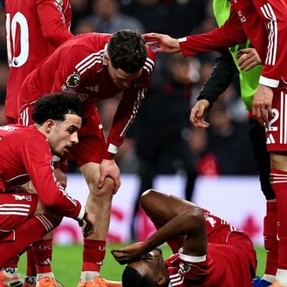 Liverpool: avançado que custou €145 milhões fica de fora durante meses