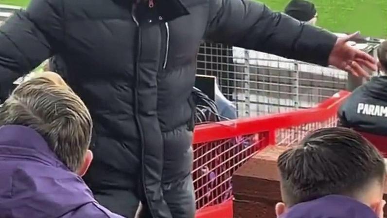 Rúben Amorim irrita-se no banco e grita em vídeo