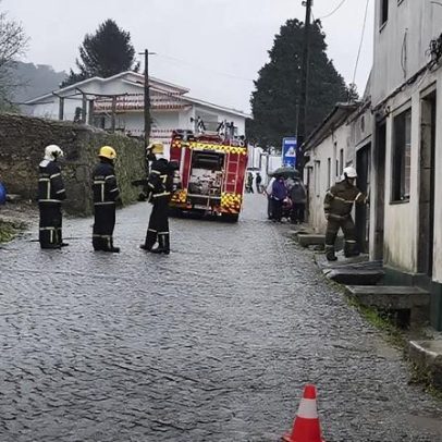 Incêndio na Trofa desalojou duas famílias