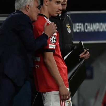 Benfica: Mourinho inclui mais craques na lista