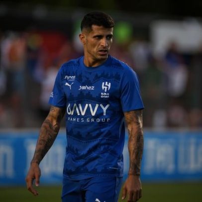 Inzaghi exclui Cancelo do campeonato saudita