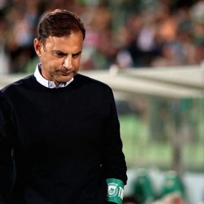 Sotiris Silaidopoulos afirma que a equipa está tranquila e pronta para vencer