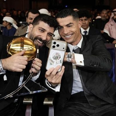 Ronaldo exibe relógio de mais de 700 mil euros