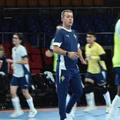 Luís Conceição emocionado com jogadoras e com este grupo