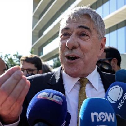 Sócrates afirma que viagens aos Emirados foram profissionais e não pagas por ele