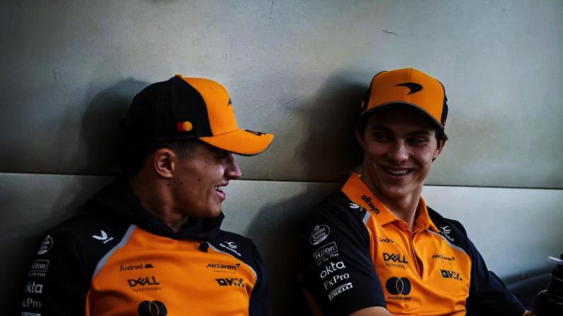 Lando Norris e Oscar Piastri, pilotos da McLaren - Foto: IMAGO