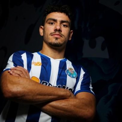 Lateral cedido pelo São Paulo permanece no FC Porto