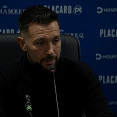 Farioli deixa posição clara sobre arbitragem