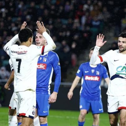 Bis de Gonçalo Ramos mantém PSG na Taça de França