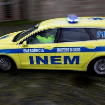Homem de 31 anos morre após colisão entre dois carros em Sines
