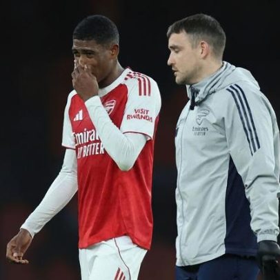 Arsenal fica com três centrais lesionados