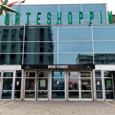 Norteshopping com mais adolescentes num dia normal