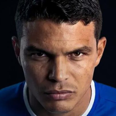 FC Porto destaca o impressionante currículo de Thiago Silva