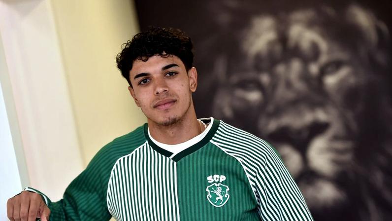 João Simões já olha para a vida além do futebol (Foto Miguel Nunes)