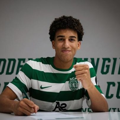 Avançado assina contrato com o Sporting