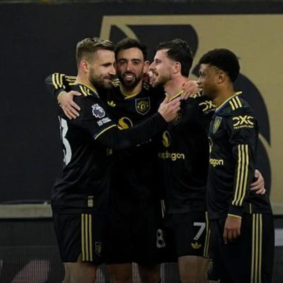Portugueses em grande na goleada do Manchester United