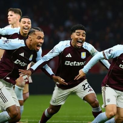 Saiu do banco para Birmingham e celebrou com alegria