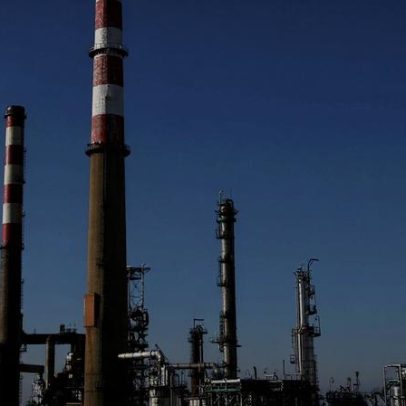 Incêndio na antiga refinaria da Petrogal em Matosinhos