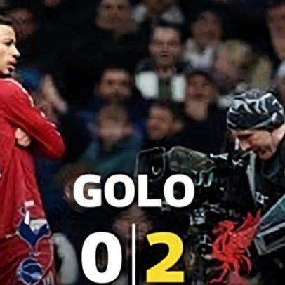 Ekitiké salta mais alto que Romero e marca o segundo do Liverpool