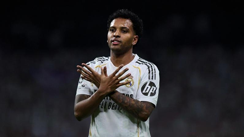 Rodrygo abre vantagem para o Real Madrid
