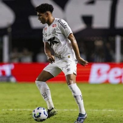 Barcelona pode usar dívida antiga para contratar promessa do Santos