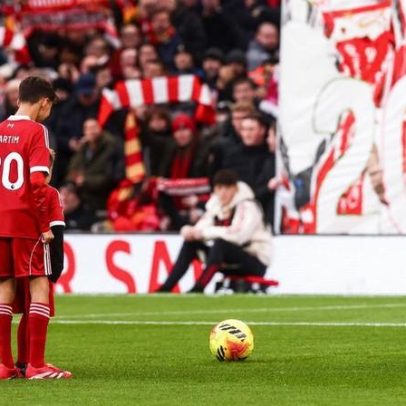 Mulher de Diogo Jota deixa mensagem após homenagem em Anfield