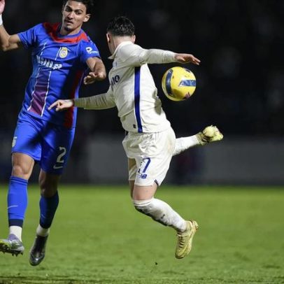 Touaizi rende-se ao FC Porto e explica por que está em primeiro