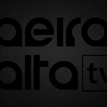 Queda de neve fecha estrada no maciço central da Serra da Estrela