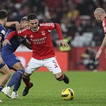 Mourinho reforça a organização defensiva do Benfica