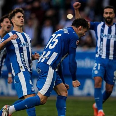 Gonçalo Guedes titular, Real Sociedad não vence dérbi basco