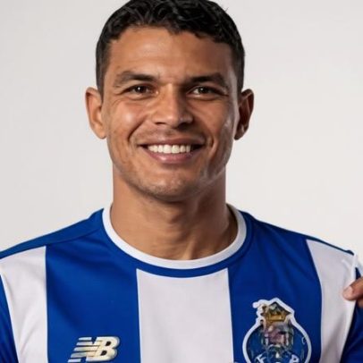 Thiago Silva chega com objetivo de disputar o Mundial