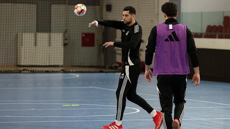 Ismael El Korchi, central espanhol da equipa de andebol do Benfica - Foto: SL Benfica