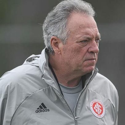 Abel Braga pede desculpa por comentário homofóbico