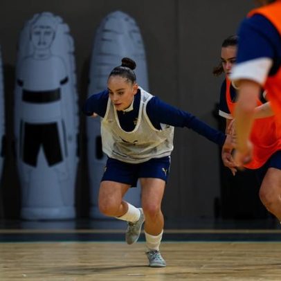 Beatriz Carneiro integrada na convocatória da Seleção Sub-17 de Futsal Feminino