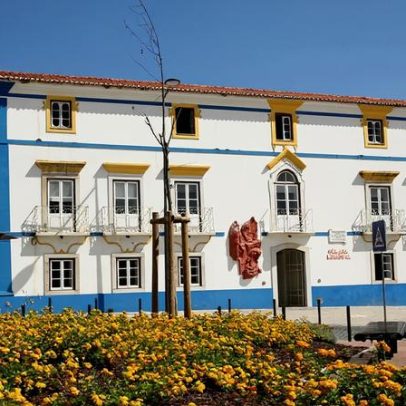 Câmara de Grândola aprova orçamento de 51,7 M€ para 2026 com aposta na habitação