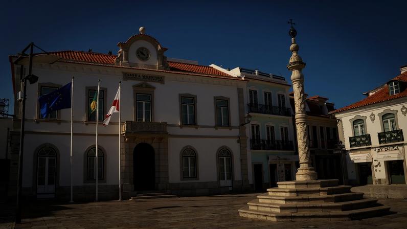 Vila Franca de Xira reduz impostos em 2026 com foco em famílias e empresas