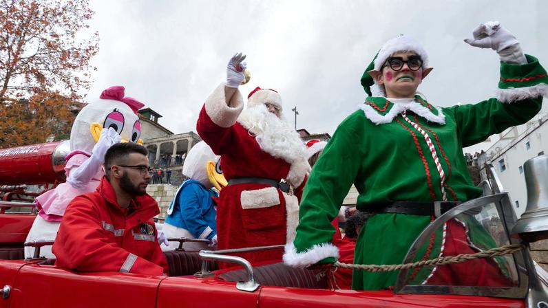 Chegada do Pai Natal a Rossio inaugura atividades de Natal em Vila Meã