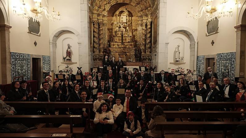 Banda de Salvaterra encanta com músicas natalícias
