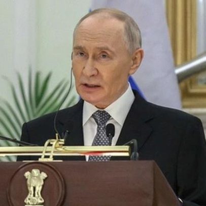 Putin diz que Rússia manterá ofensiva até conquistar Donbass