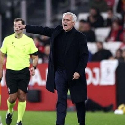 Mourinho confirma Sidny Cabral antes da deslocação a Braga